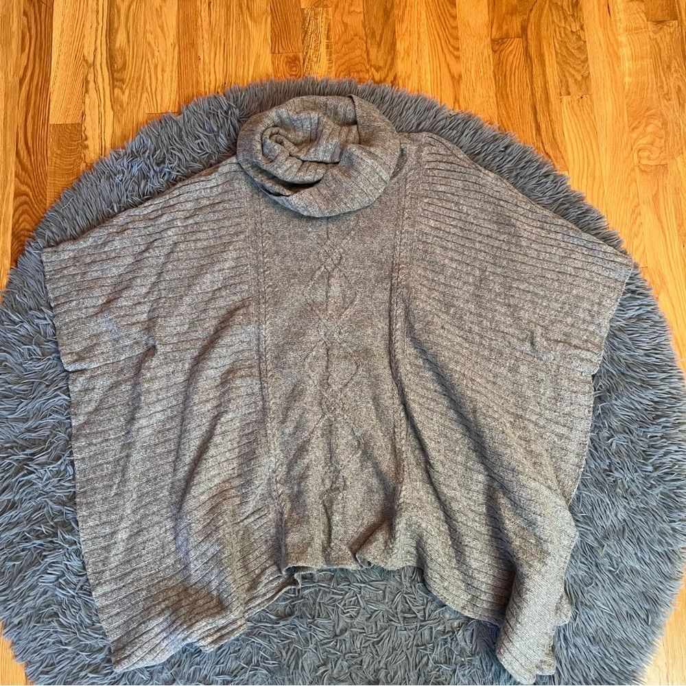 Cozy Gray Turtleneck Poncho Sweater, Alpaca blend
